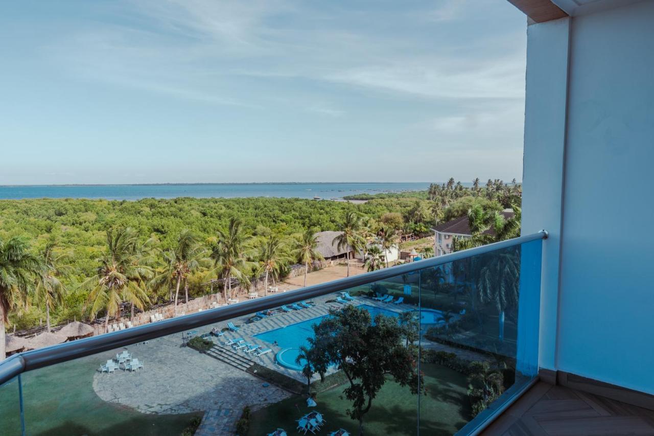 Tanga Beach Resort & Spa Exteriér fotografie